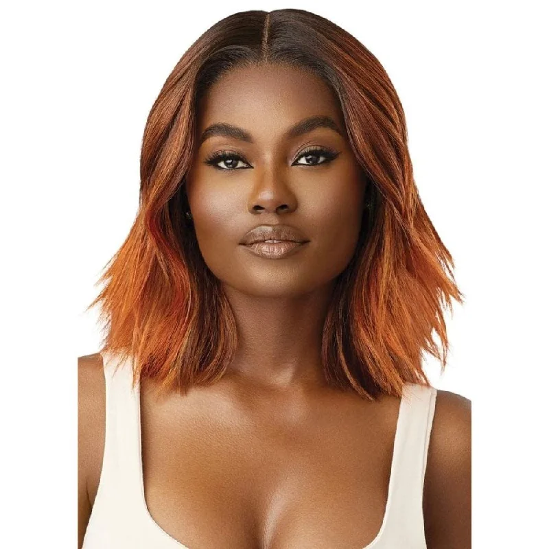 Colored wig with a wispy fringe for a soft and feminine lookOutre Melted Hairline Lace Front Wig - Darcy