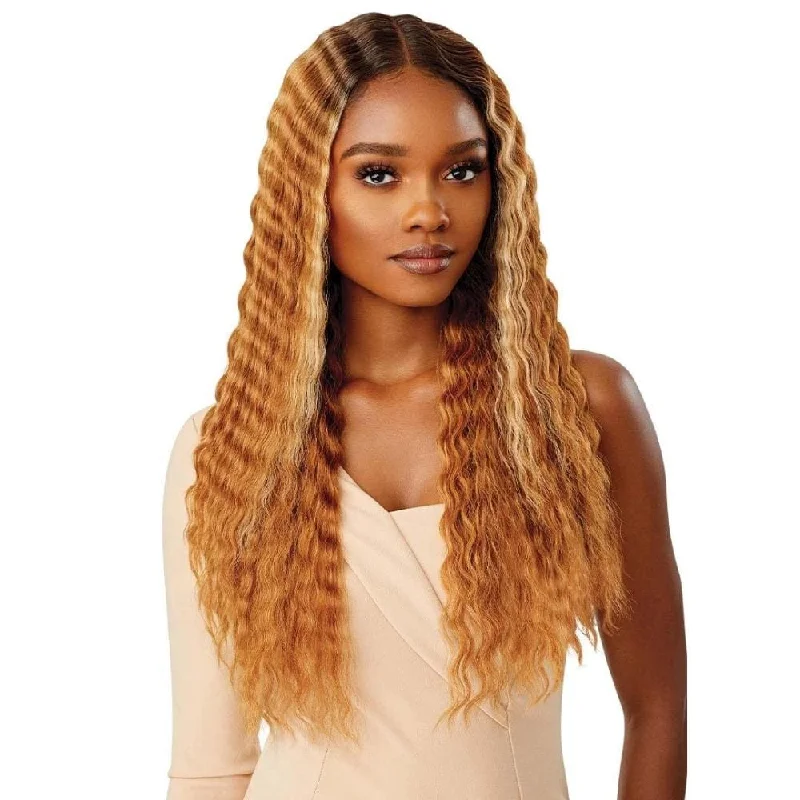 Colored wig with a side - part for a more flattering appearanceOutre Melted Hairline Lace Front Wig - Lilyana