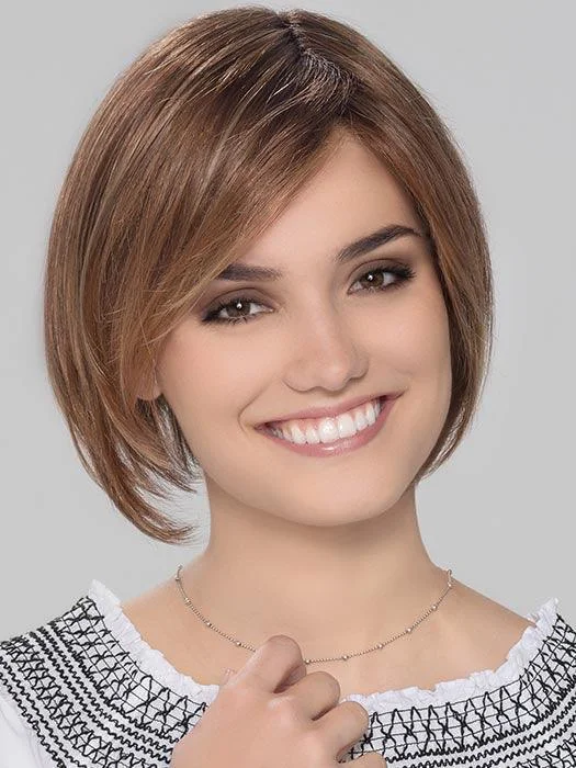 Synthetic bob wig with a natural - looking textureAmy Small Deluxe Wig by Ellen Wille | Synthetic