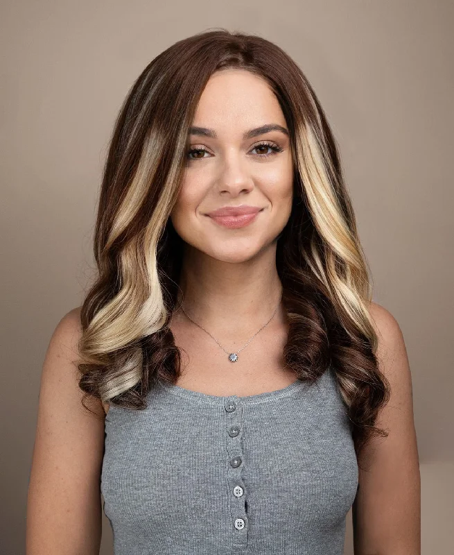 Lace wig with a wavy texture for a beachy looklace front human wig - 20" chunky highlights.