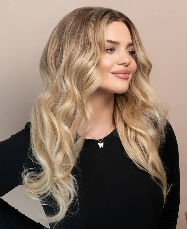 Lace wig with a straight texture for a sleek and minimalist looklace front human wig - 20" light blonde balayage.