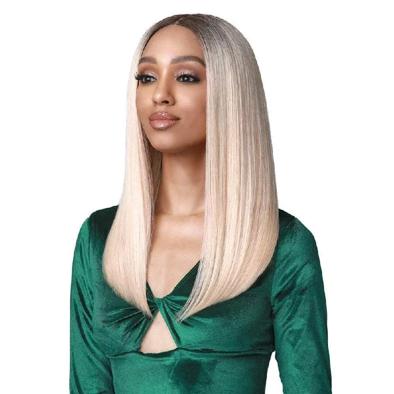 Lace wig with a silk - base cap for a comfortable and smooth feelBobbi Boss 13x5 HD Ultra Scalp Illusion Lace Wig - MLF470 Cherie