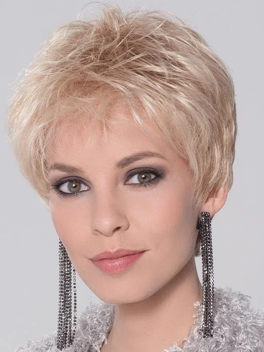 Lace wig with a side - swept bang for a sophisticated lookCoco Wig by Ellen Wille | Synthetic Hair | Petite/Average Cap