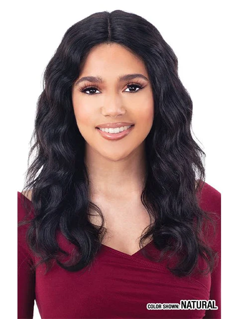 Human - hair lace wig for a luxurious and natural feelModel Model Haute 100% Human Hair HD Lace Frontal Wig - LOOSE DEEP 18