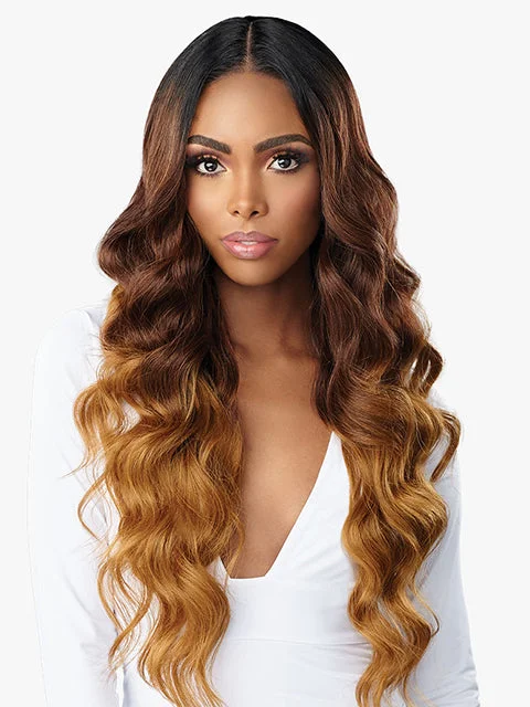 Human - hair lace wig for a luxurious and natural feelSensationnel Human Hair Blend HD Butta Lace Front Wig - OCEAN WAVE 30 *SALE