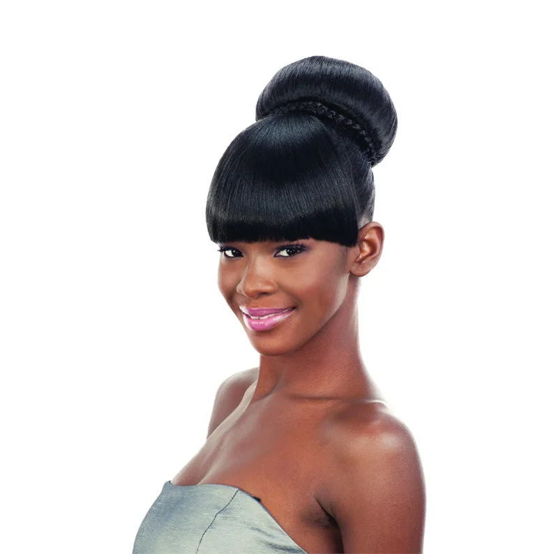 Lace wig with a natural - looking root for a more realistic lookSHAKE N GO FREETRESS EQUAL Mod Bang