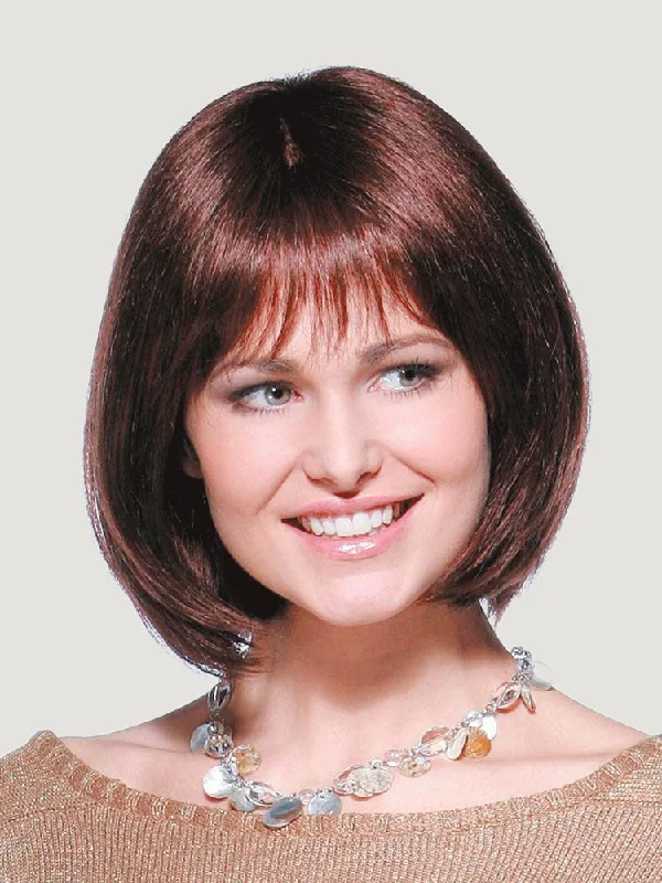 Petite bob wig suitable for women with small facesSophia Wig - Feather Premier